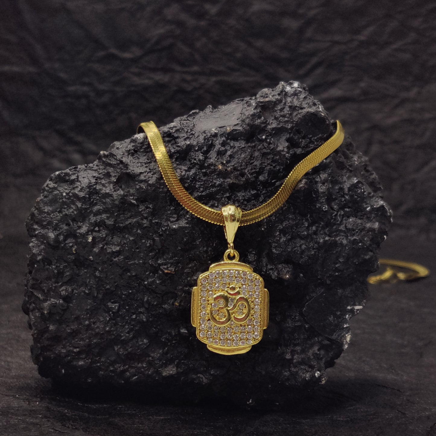 18K ZIVIA Men’s Om Nirvana Diamond Pendant with Snake Chain