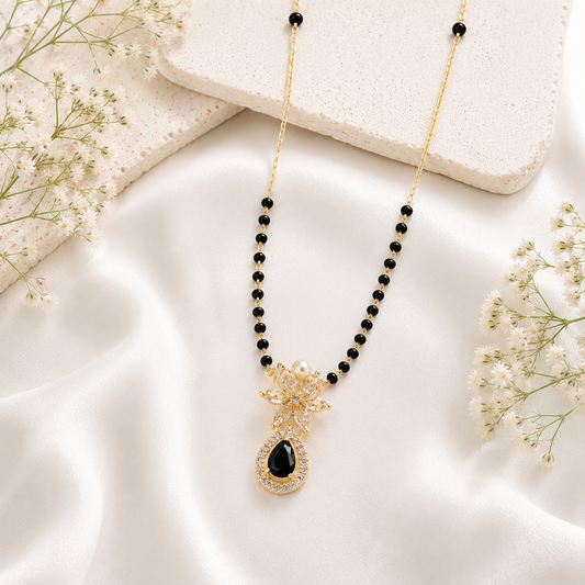 Zivia Black Pearl Bloom Mangalsutra 18k Gold Plated (Copy)