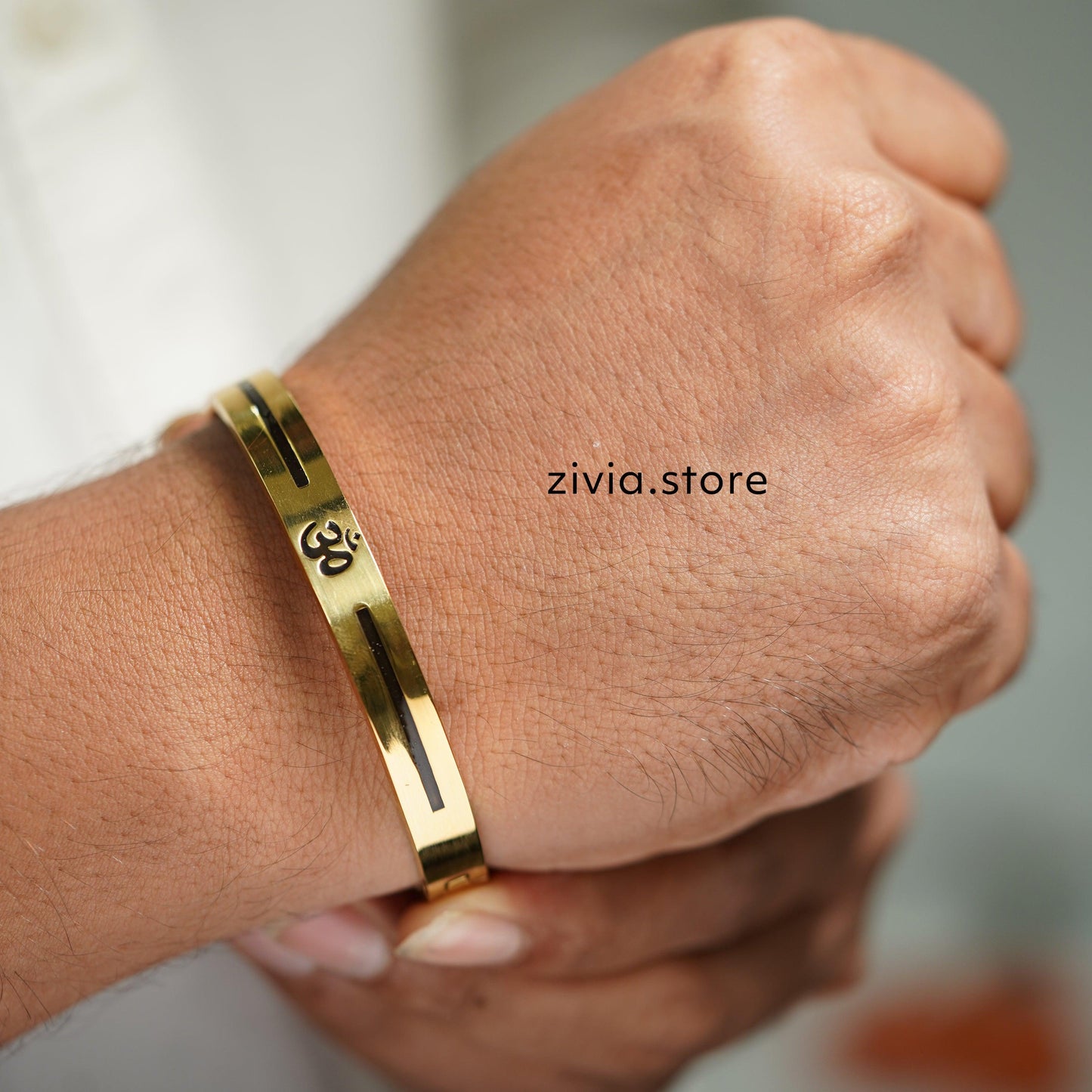 Om Black Line Kada 24kt Gold Plated